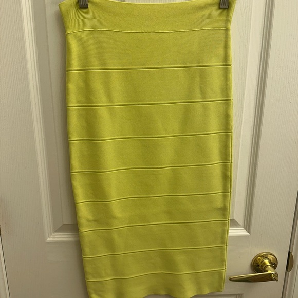 BCBGMaxAzria Dresses & Skirts - BCBG MAX AZRIA size S